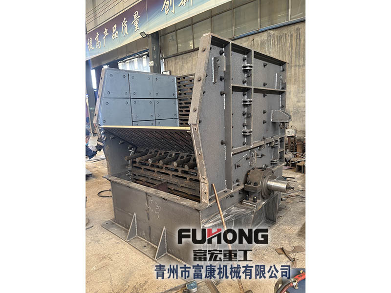 特殊定制液壓開箱1016錘式破碎機